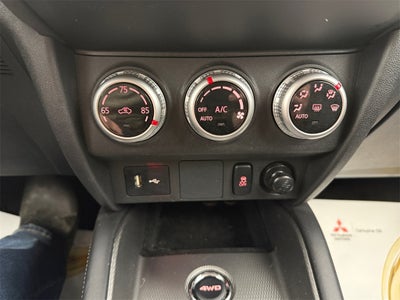 2024 Mitsubishi Outlander Sport 2.0 ES