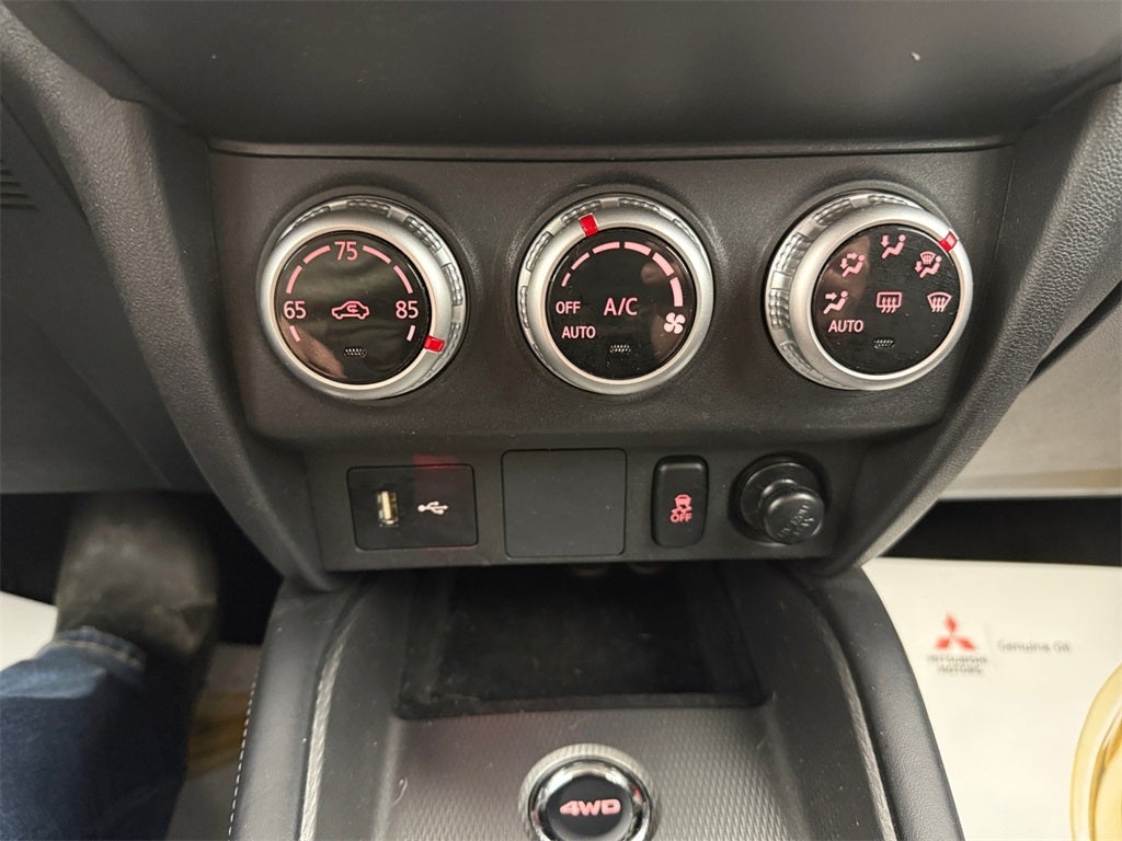 2024 Mitsubishi Outlander Sport 2.0 ES