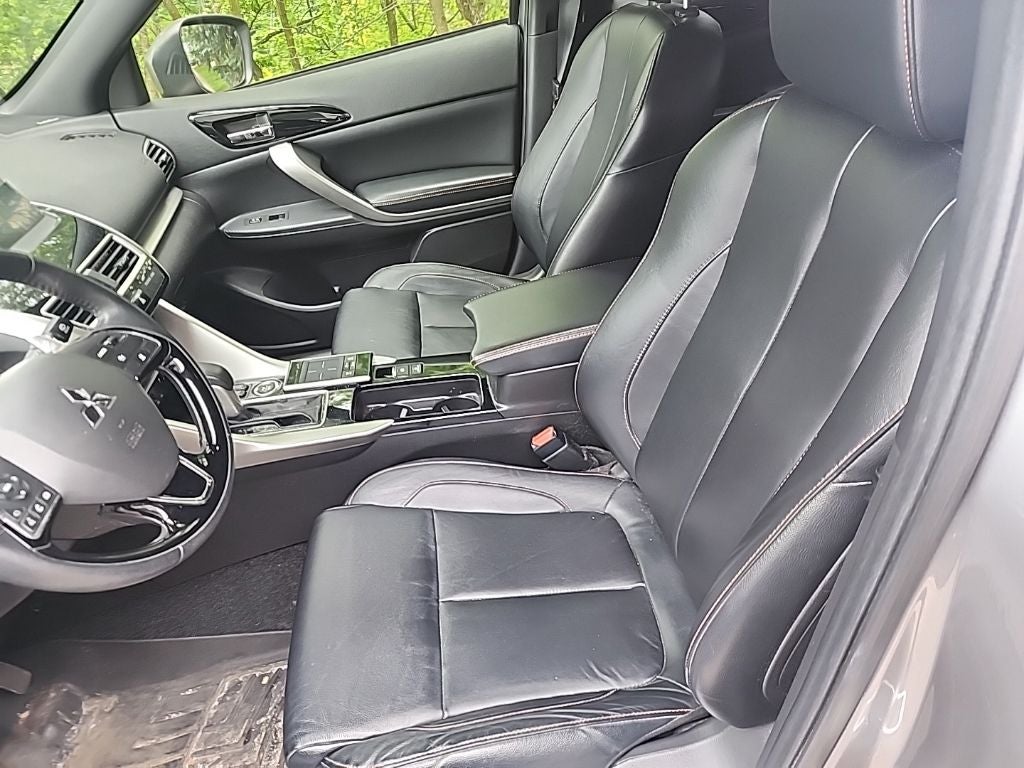 2020 Mitsubishi Eclipse Cross Base