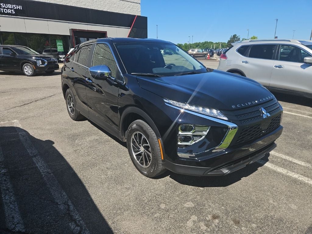 2024 Mitsubishi Eclipse Cross ES S-AWC's photo