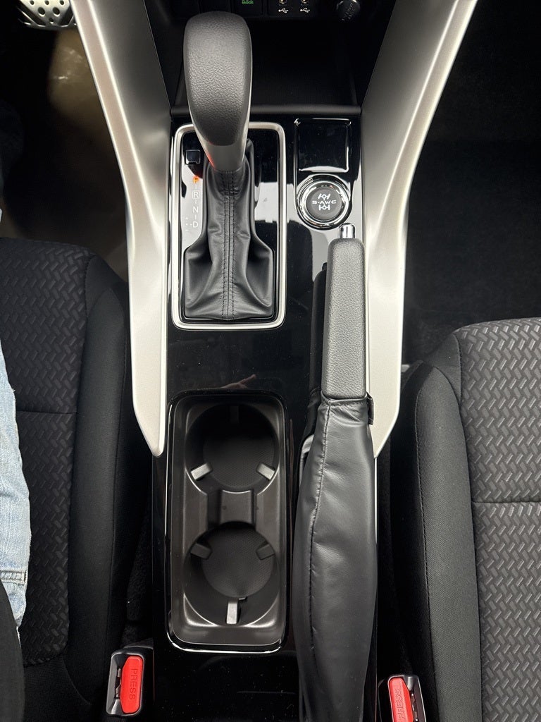 2026 Mitsubishi Eclipse Cross ES