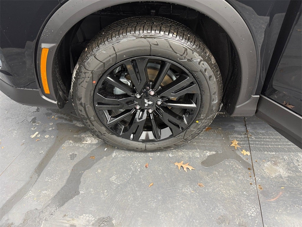 2026 Mitsubishi Eclipse Cross LE