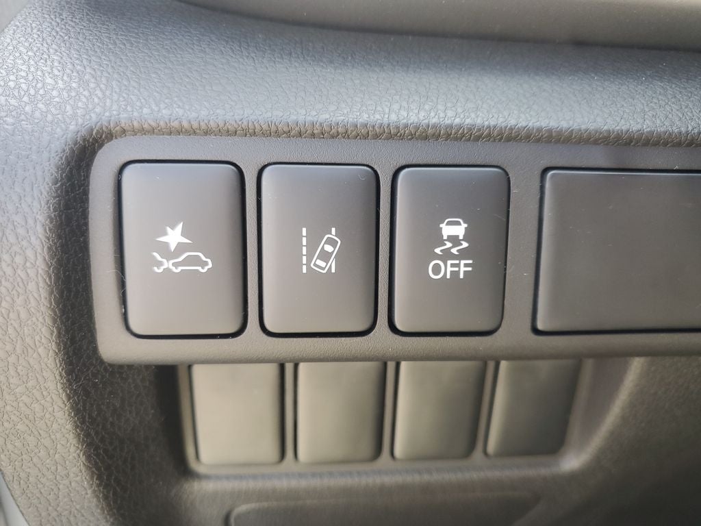 2026 Mitsubishi Eclipse Cross LE