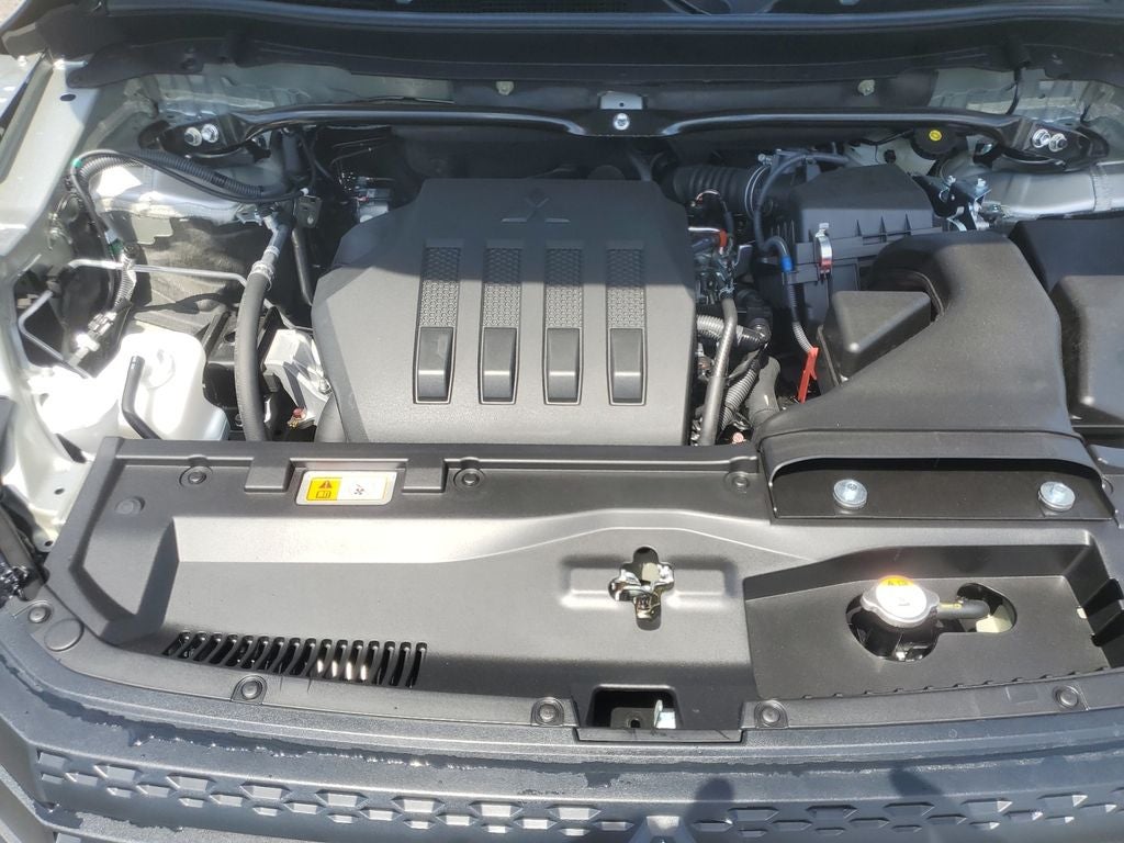 2026 Mitsubishi Eclipse Cross LE