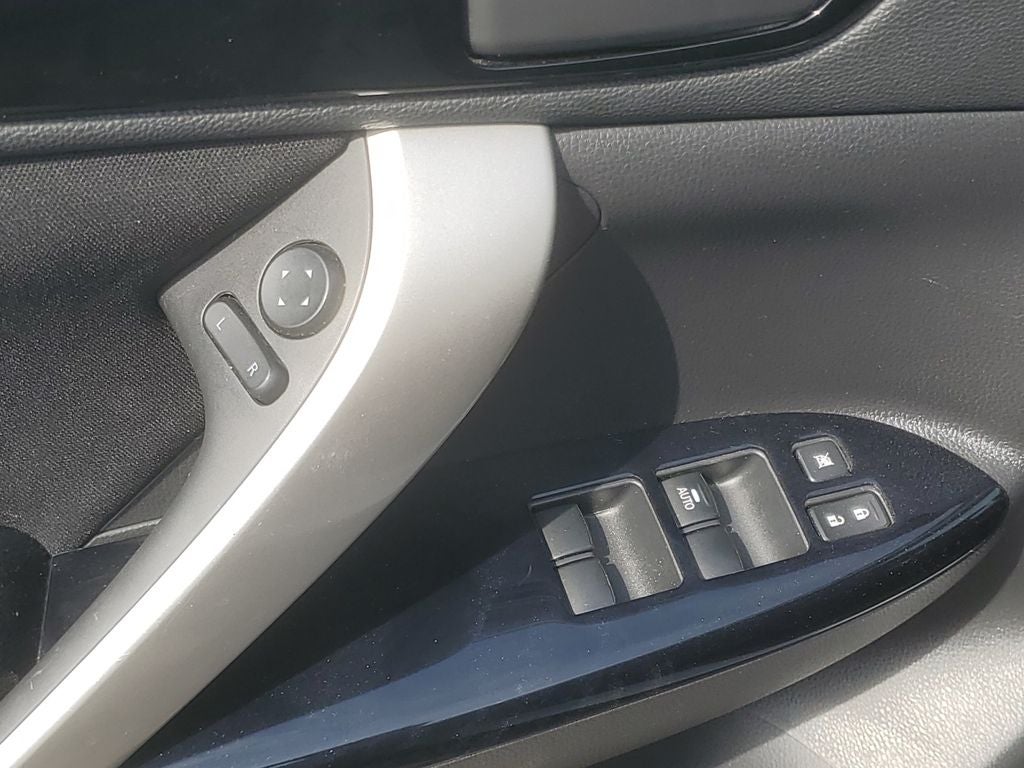 2024 Mitsubishi Eclipse Cross LE