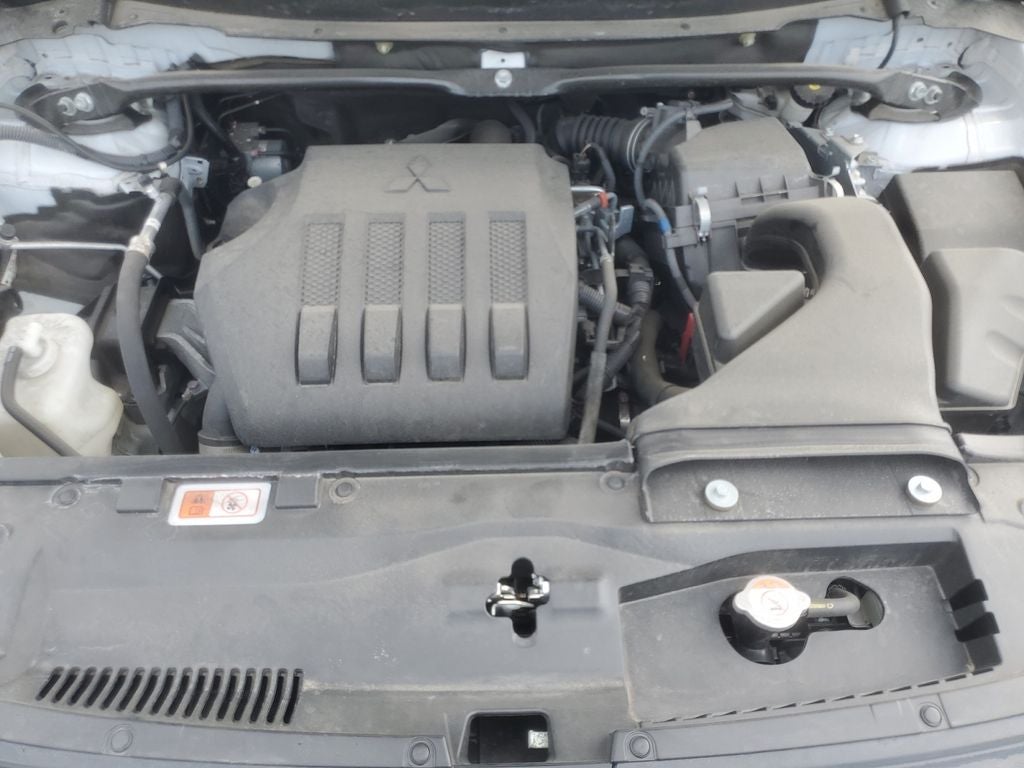2024 Mitsubishi Eclipse Cross LE