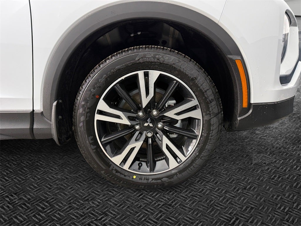 2026 Mitsubishi Eclipse Cross SE