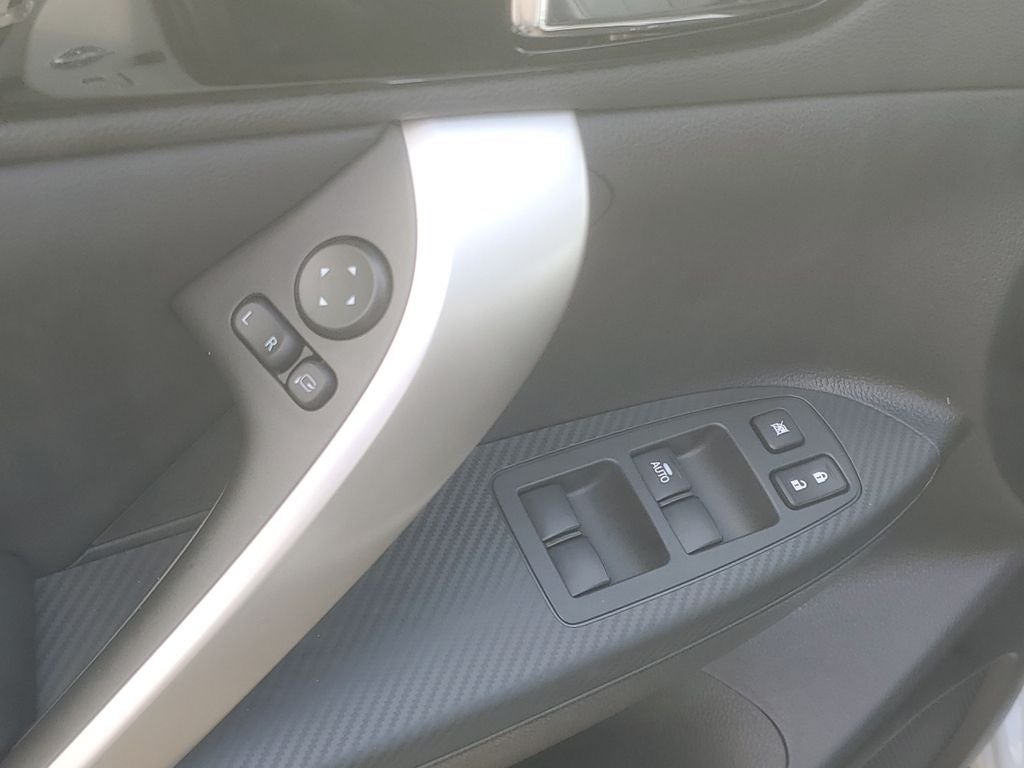 2026 Mitsubishi Eclipse Cross SE