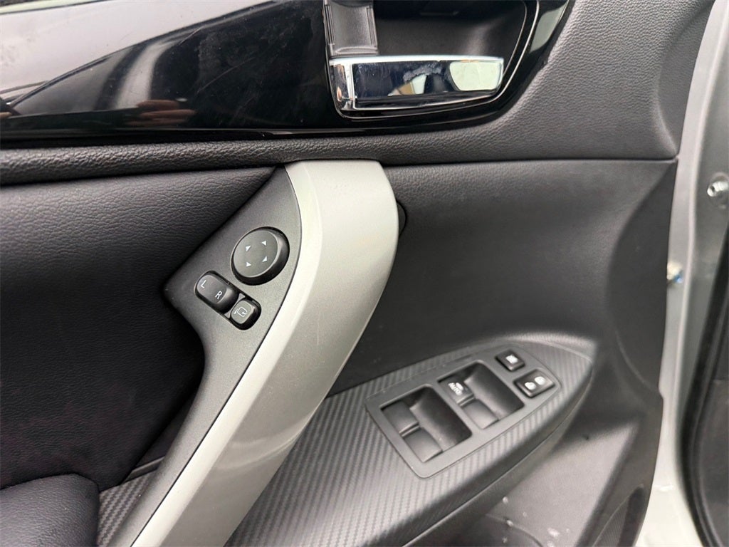 2022 Mitsubishi Eclipse Cross SE