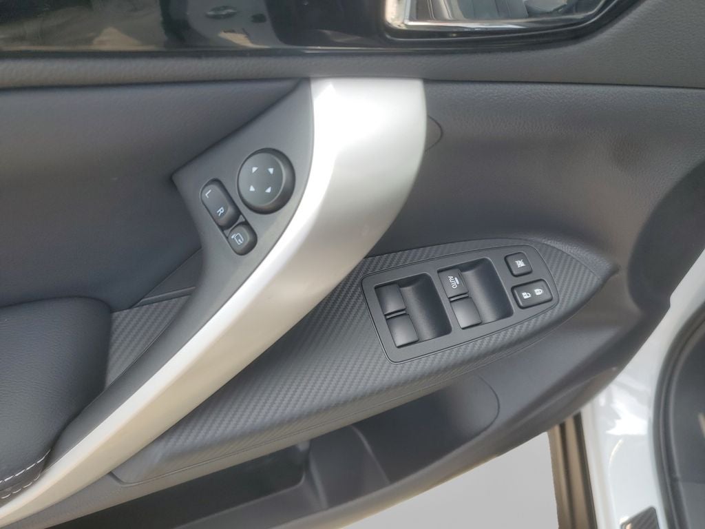 2026 Mitsubishi Eclipse Cross SE