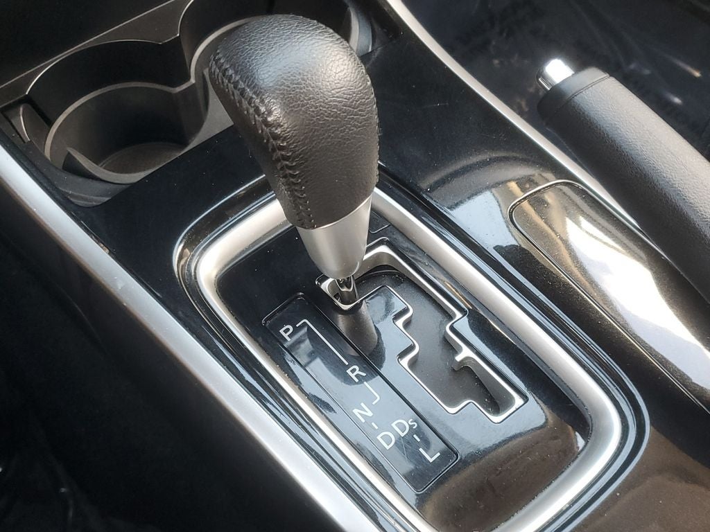 2017 Mitsubishi Outlander ES
