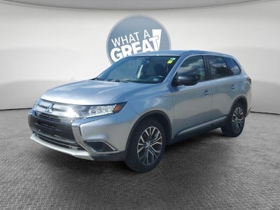 2017 Mitsubishi Outlander ES