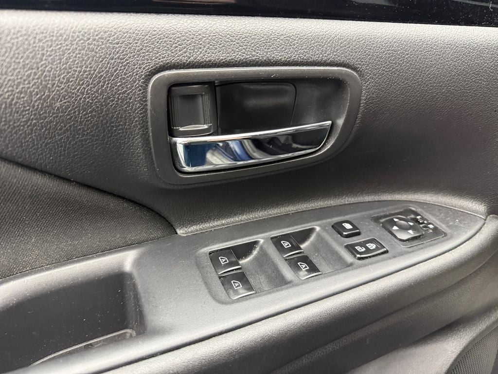 2020 Mitsubishi Outlander ES