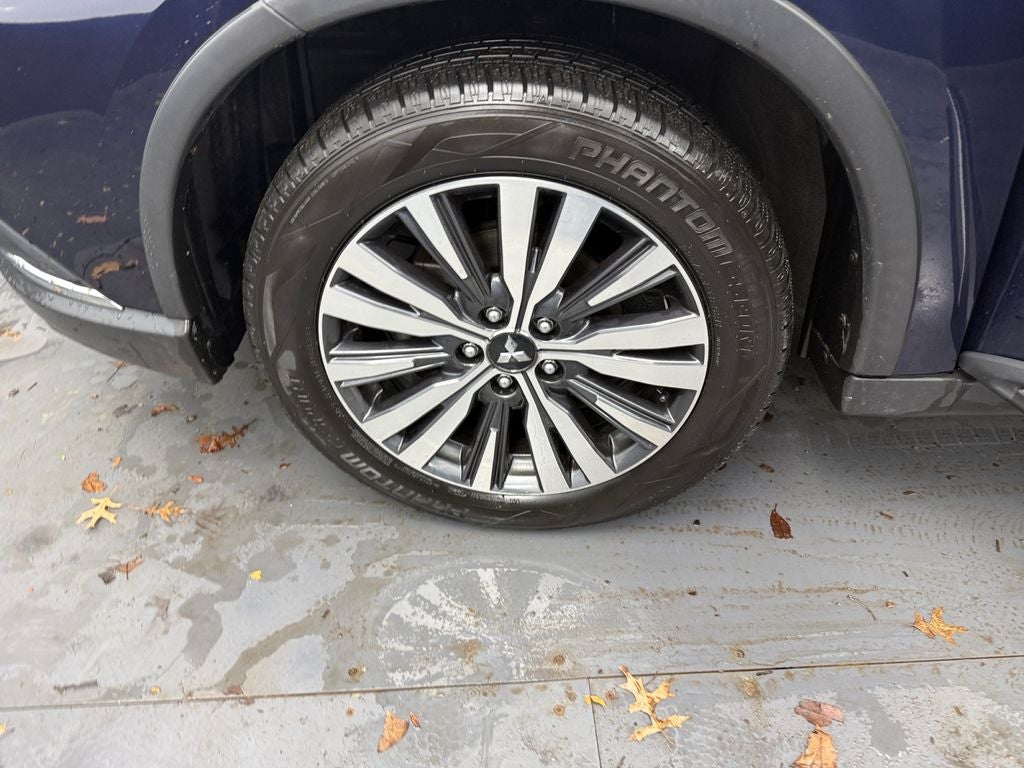 2020 Mitsubishi Outlander ES