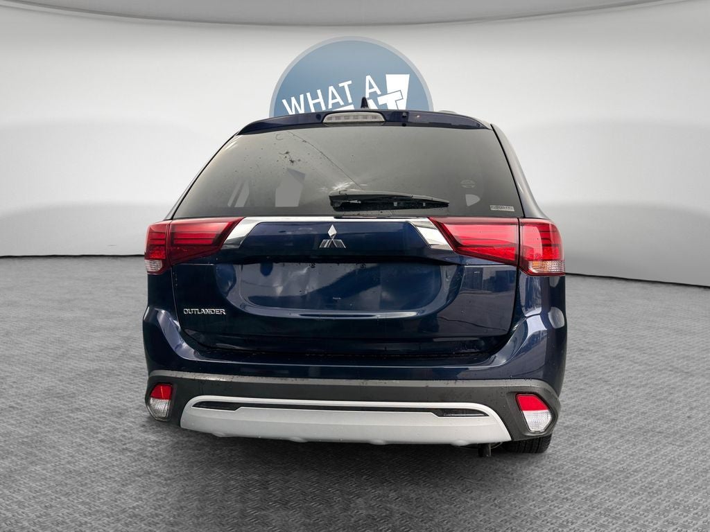 2020 Mitsubishi Outlander ES