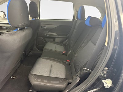 2020 Mitsubishi Outlander Base