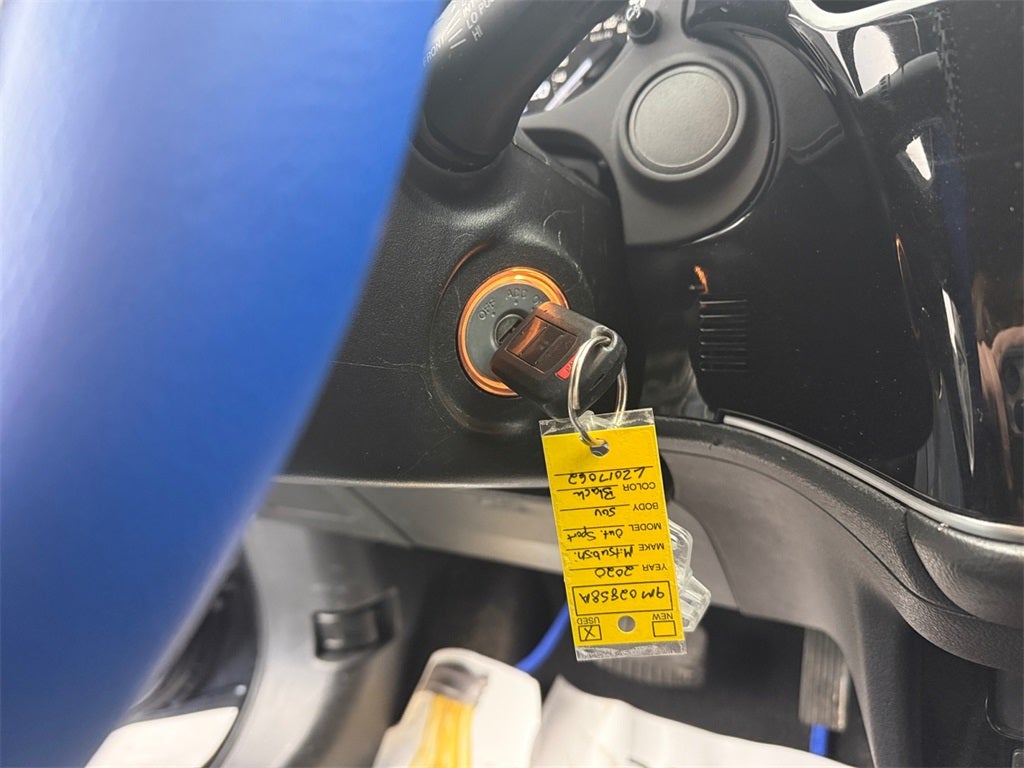 2020 Mitsubishi Outlander Base