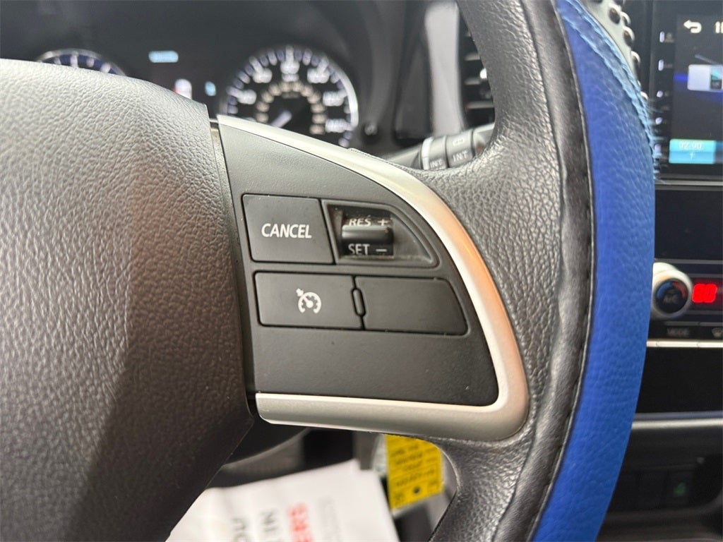 2020 Mitsubishi Outlander Base