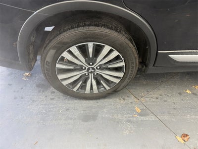 2020 Mitsubishi Outlander Base