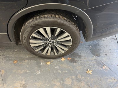 2020 Mitsubishi Outlander Base