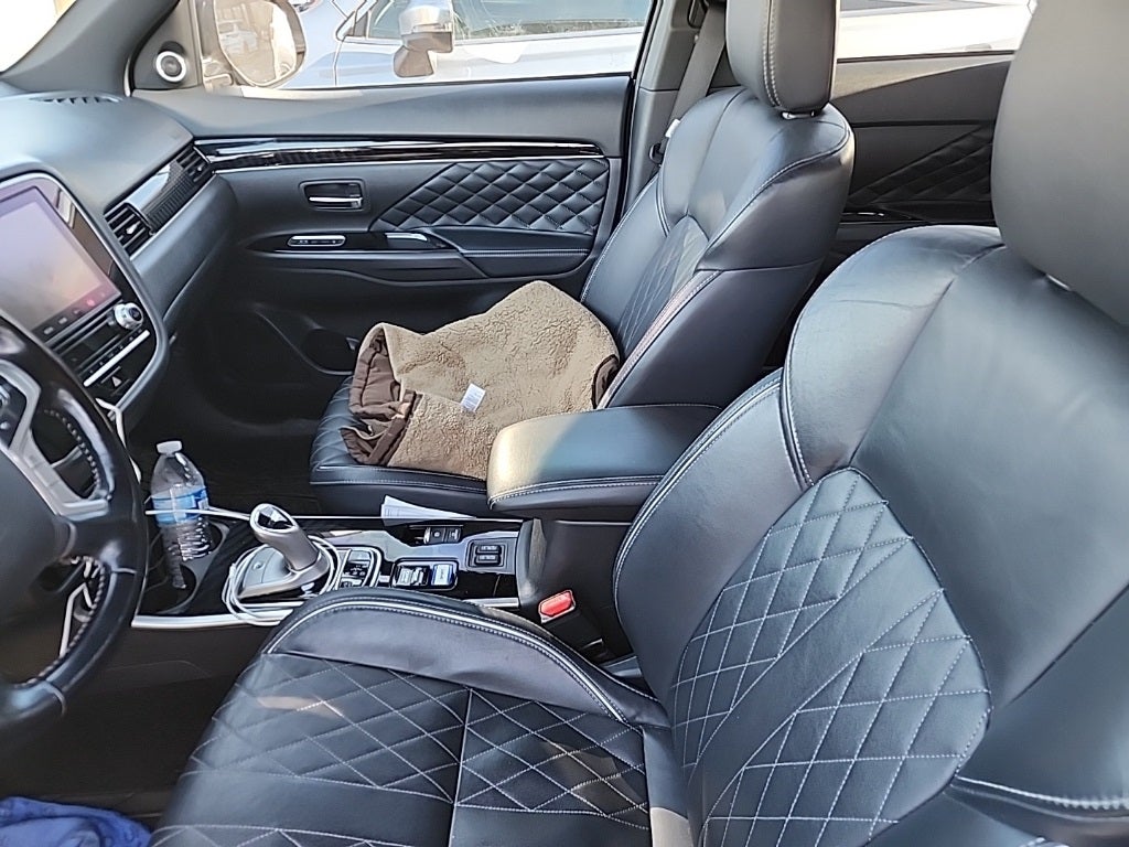 2021 Mitsubishi Outlander PHEV GT