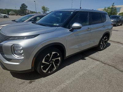 2022 Mitsubishi Outlander ES