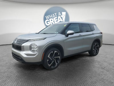 2022 Mitsubishi Outlander ES