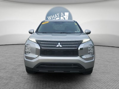 2022 Mitsubishi Outlander ES