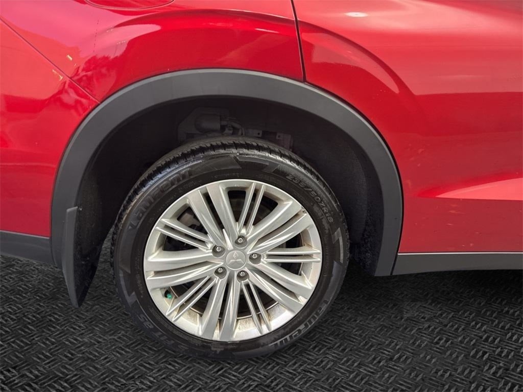 2022 Mitsubishi Outlander ES