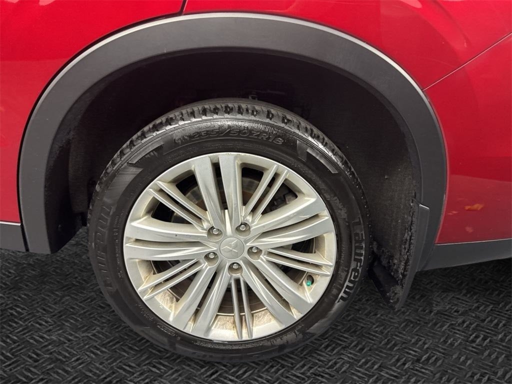 2022 Mitsubishi Outlander ES