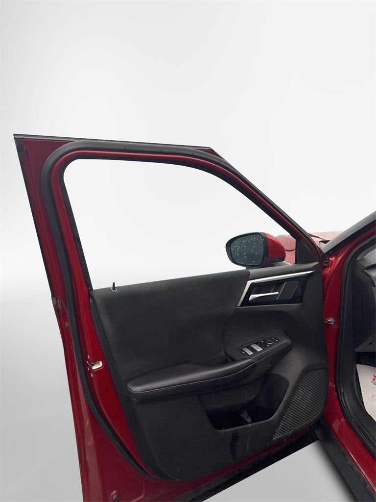 2022 Mitsubishi Outlander ES