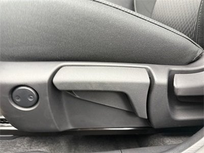 2025 Mitsubishi Outlander ES