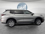 2025 Mitsubishi Outlander ES