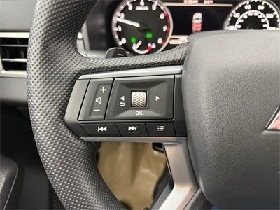 2025 Mitsubishi Outlander ES