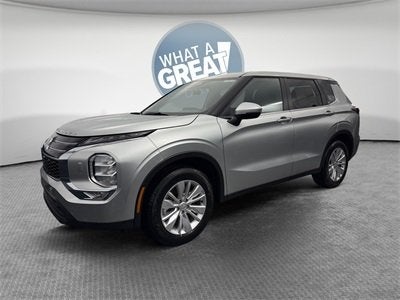 2025 Mitsubishi Outlander ES