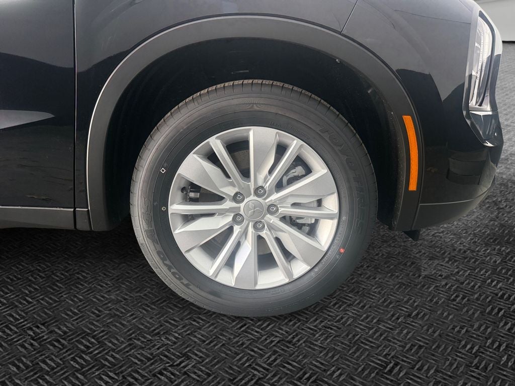 2026 Mitsubishi Outlander ES