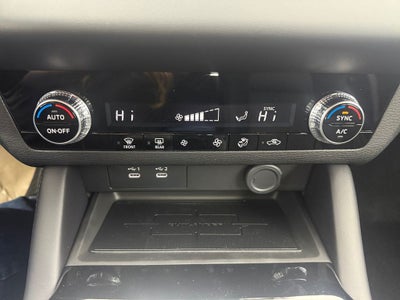 2026 Mitsubishi Outlander ES