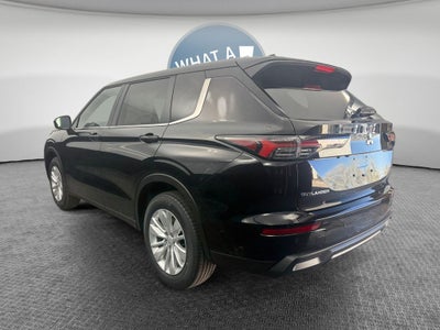 2026 Mitsubishi Outlander ES