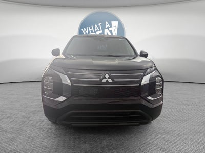 2026 Mitsubishi Outlander ES