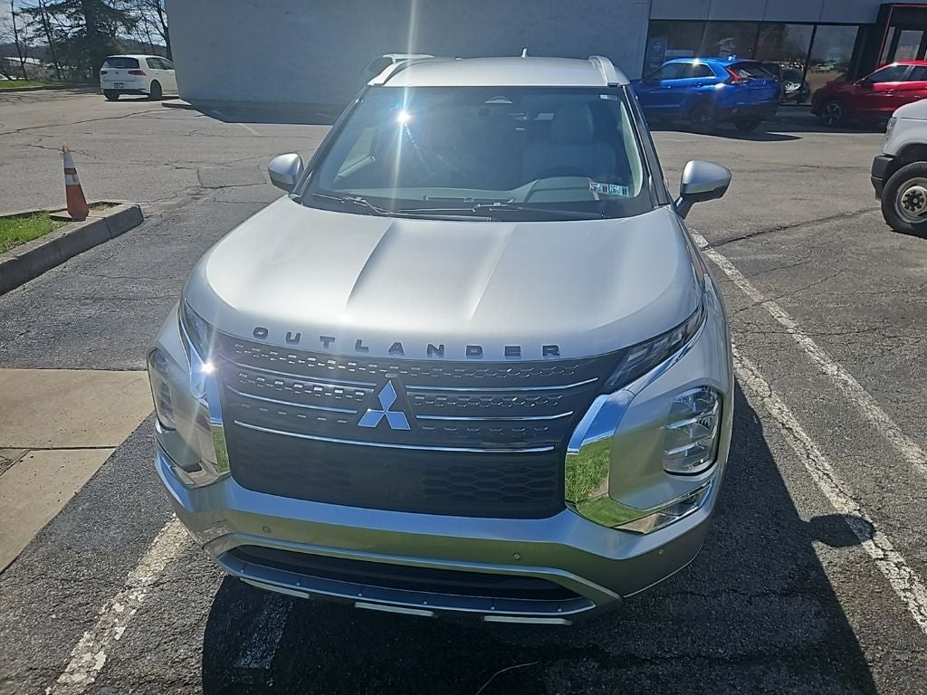 2023 Mitsubishi Outlander SEL