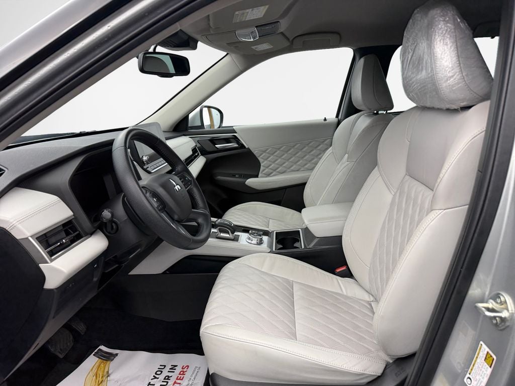 2023 Mitsubishi Outlander SEL