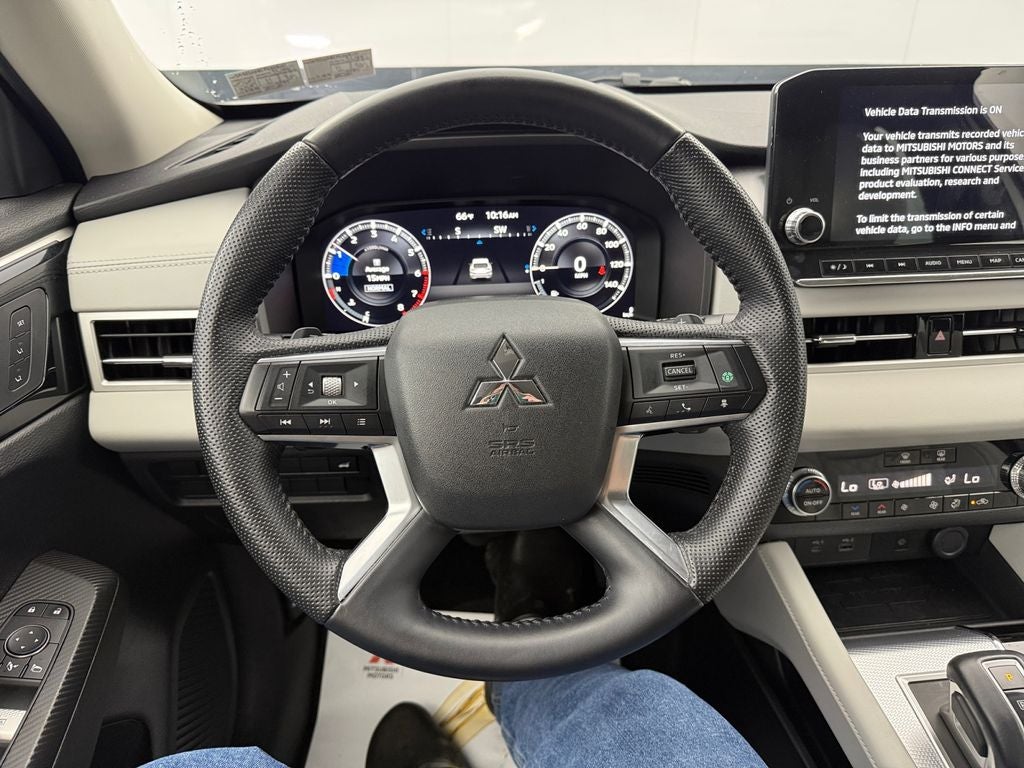 2023 Mitsubishi Outlander SEL