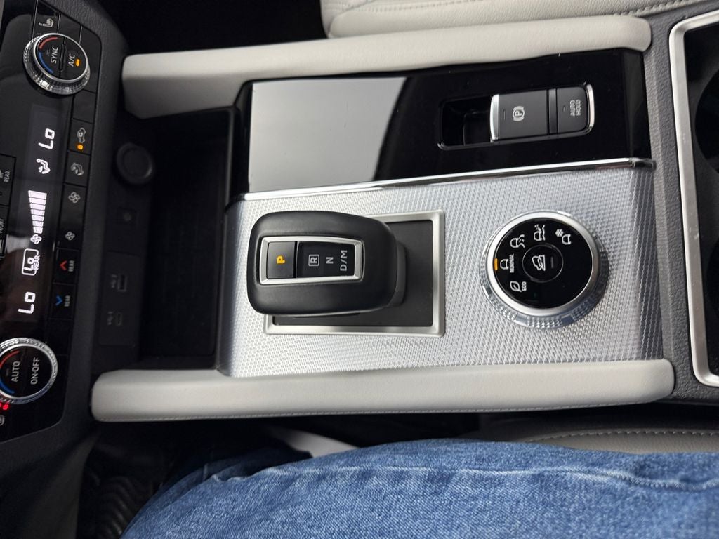 2023 Mitsubishi Outlander SEL