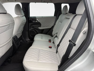 2023 Mitsubishi Outlander SEL