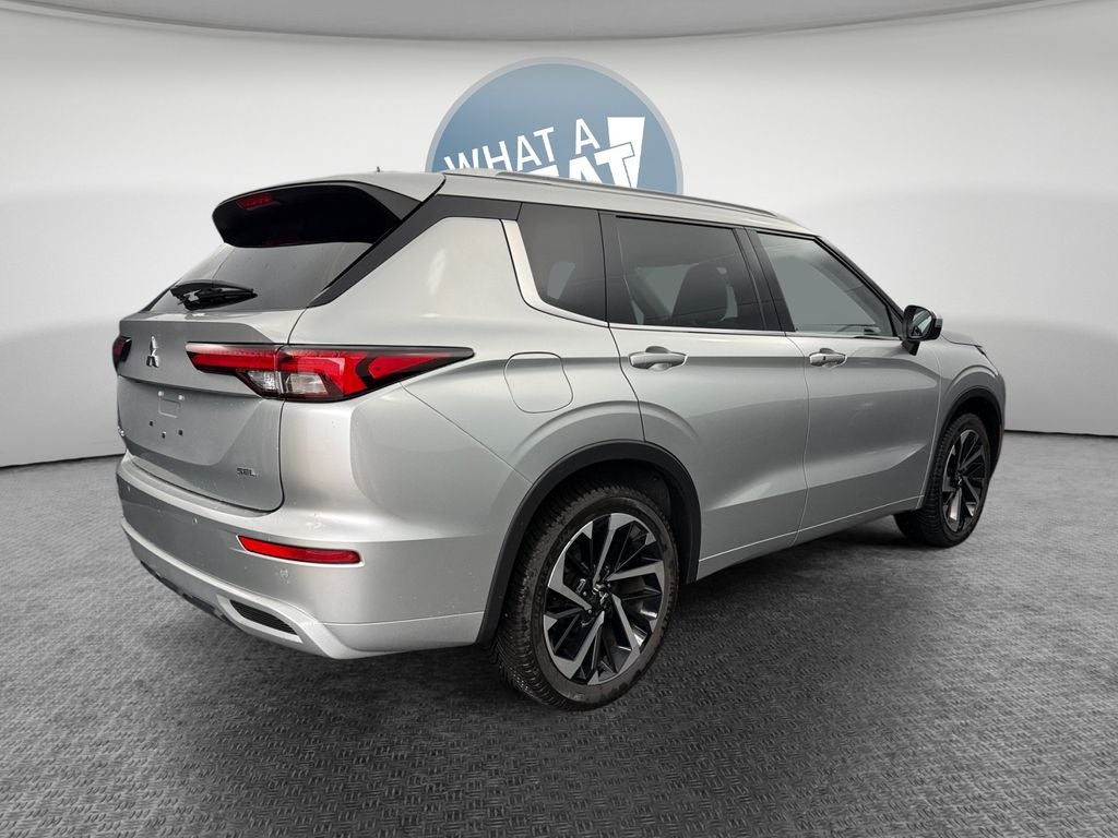 2023 Mitsubishi Outlander SEL