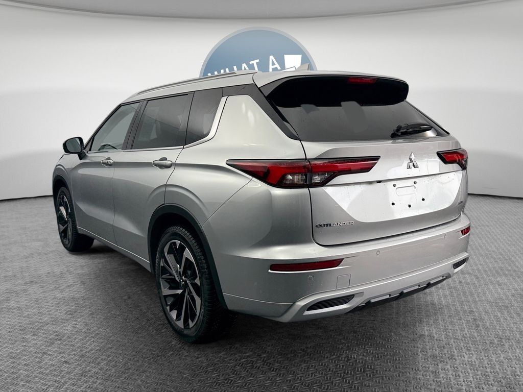 2023 Mitsubishi Outlander SEL