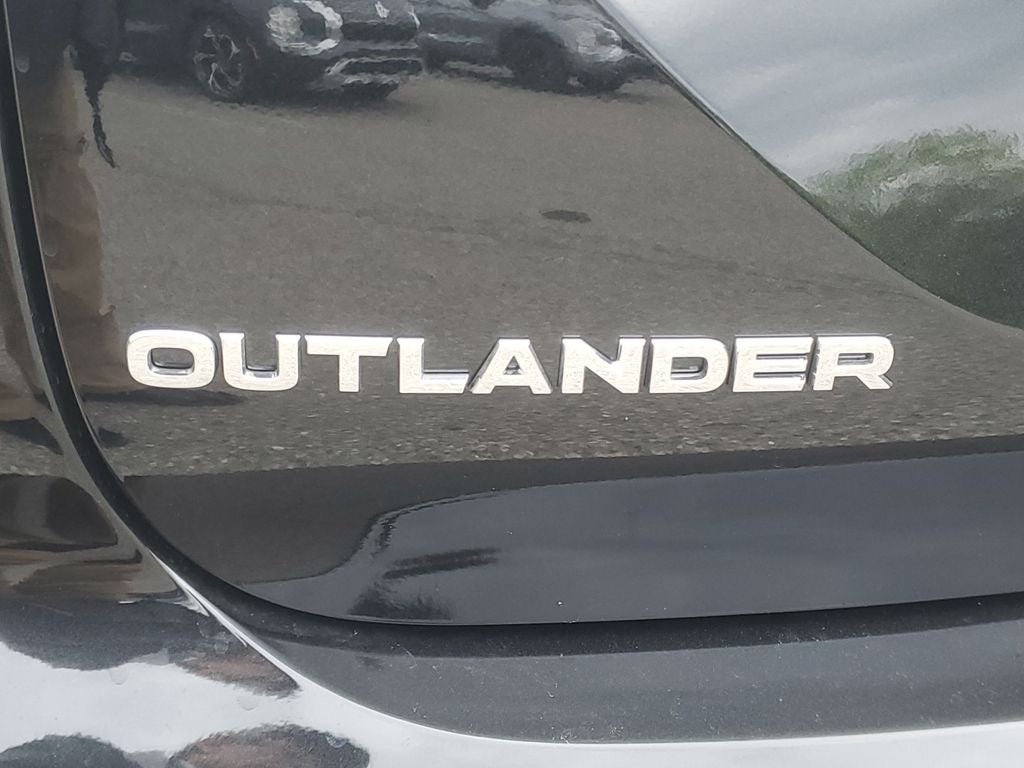 2026 Mitsubishi Outlander SE