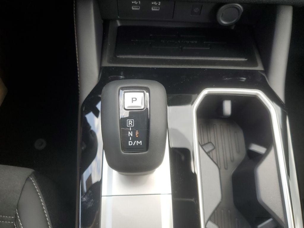 2026 Mitsubishi Outlander LE