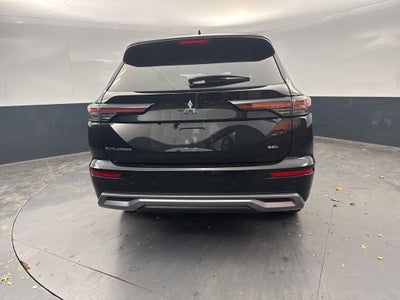 2025 Mitsubishi Outlander SEL