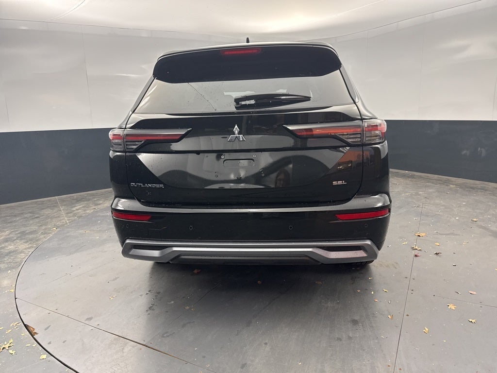 2025 Mitsubishi Outlander SEL